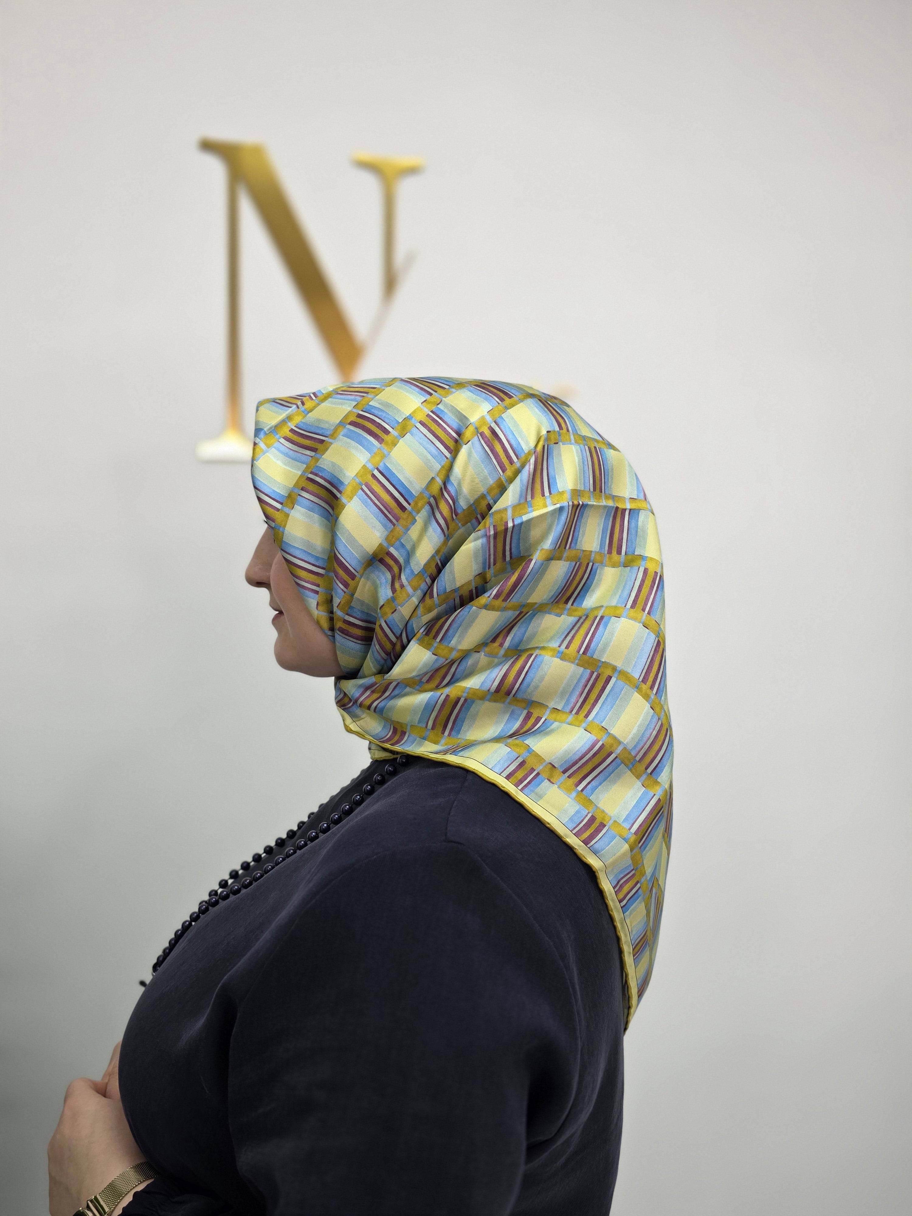 Belli  %100 Twill İpek Eşarp