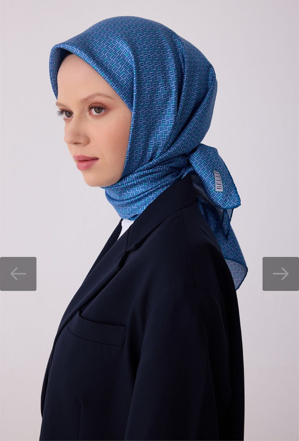 Belli Lacivert Klasik Desen %100 Twill İpek Eşarp